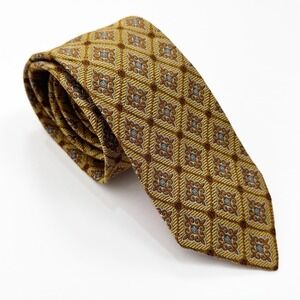 Robert Talbott Tie Seven Fold Yellow Geometric 100% Silk 10/40 Hand Sewn Luxury